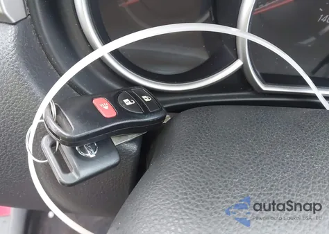 2012 Nissan Versa 1.8 S z USA, uszkodzony, nr VIN 3N1BC1CP2CL366907